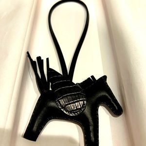 BN Hermes Pegase Touch PM All Black